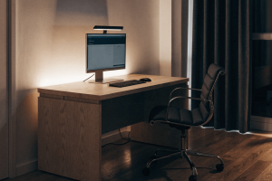 Свет для Home Office: как обустроить рабочее место